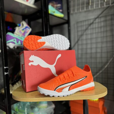 [ Chính Hãng ] Giày đá bóng PUMA Ultra Match TT Supercharge – Ultra Orange/PUMA White/Blue Glimmer 107220-01